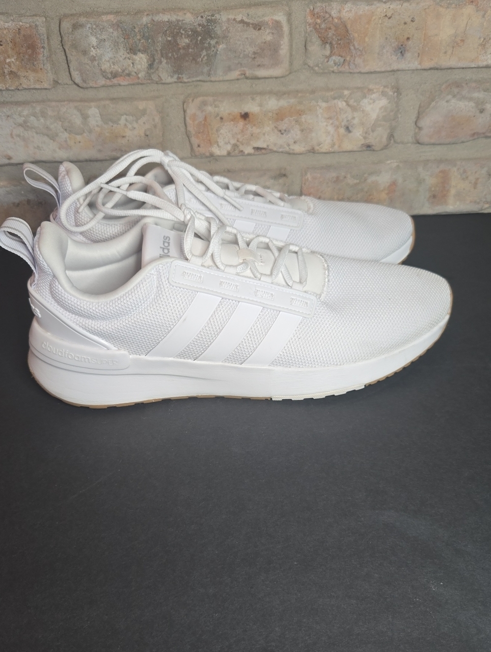 adidas Men’s Size 12 White Mesh Fabric Cloud Foam Lace Athletic Sneakers
